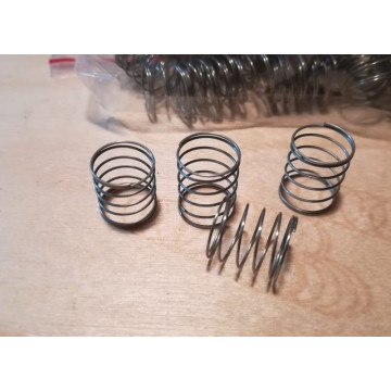 Keyboard springs set for Commodore C64 / C64c / VIC-20 / C16